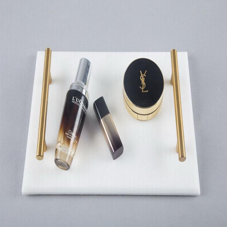 PALTE3 PEMEGANG LOGAM